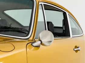 Porsche 911 (1971) thumbnail 25