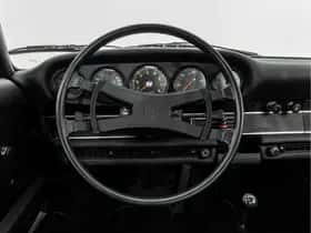 Porsche 911 (1971) thumbnail 5