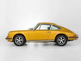 Porsche 911 (1971) thumbnail 6