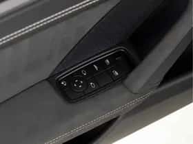 Porsche 911 (2024) thumbnail 36