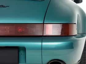 Porsche 911 (1993) thumbnail 29