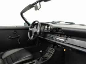 Porsche 911 (1993) thumbnail 8