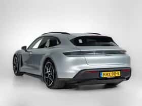 Porsche Taycan (2025) thumbnail 2