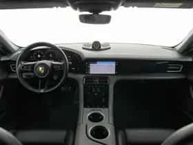 Porsche Taycan (2025) thumbnail 9