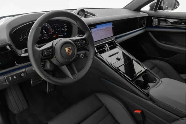 Porsche Panamera (2025) thumbnail 3