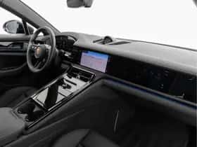 Porsche Panamera (2025) thumbnail 7