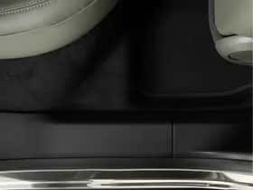 Porsche Macan (2026) thumbnail 32