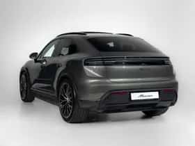 Porsche Macan (2026) thumbnail 6