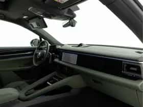 Porsche Macan (2026) thumbnail 7