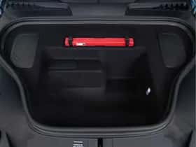 Porsche Macan (2026) thumbnail 28