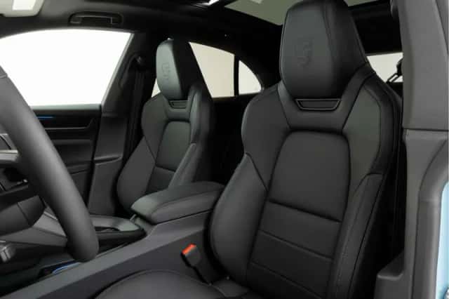 Porsche Macan (2026) thumbnail 4