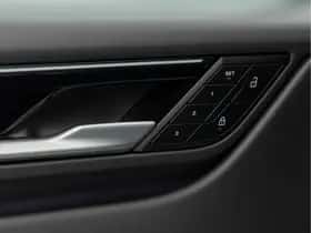 Porsche Macan (2026) thumbnail 39