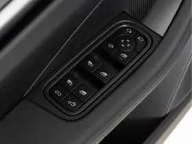 Porsche Macan (2026) thumbnail 40
