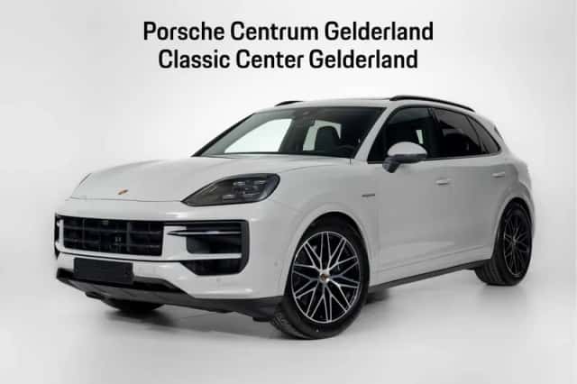 Porsche Cayenne (2025) thumbnail 1