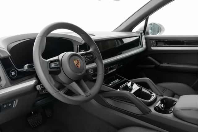 Porsche Cayenne (2025) thumbnail 3