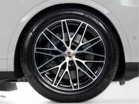 Porsche Cayenne (2025) thumbnail 23