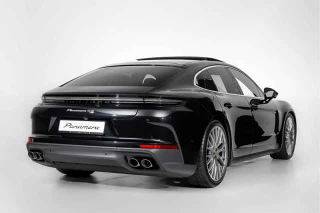 Porsche Panamera (2026) thumbnail 2
