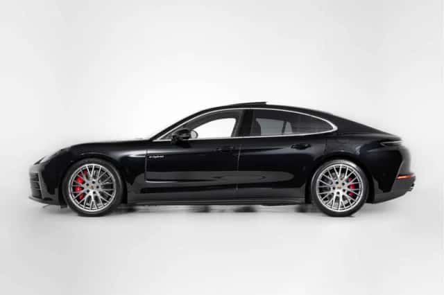 Porsche Panamera (2026) thumbnail 2