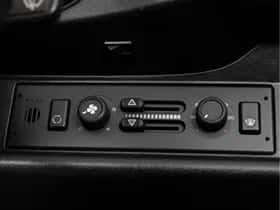 Porsche 911 (1993) thumbnail 17