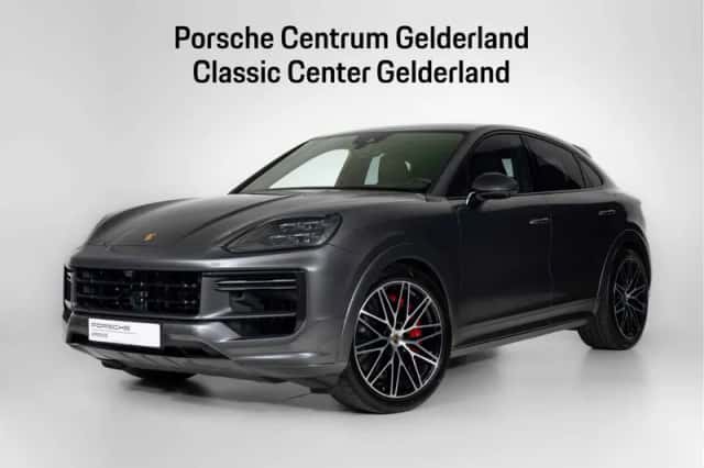 Porsche Cayenne (2024) thumbnail 1