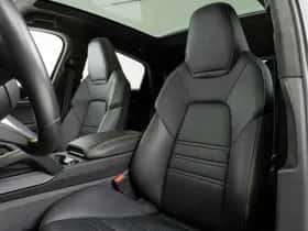 Porsche Cayenne (2024) thumbnail 4
