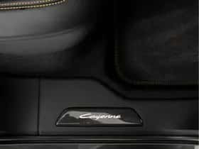 Porsche Cayenne (2024) thumbnail 36