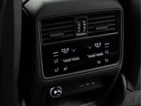 Porsche Cayenne (2024) thumbnail 48
