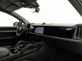 Porsche Cayenne (2024) thumbnail 7