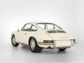 Porsche 911 (1965) thumbnail 2