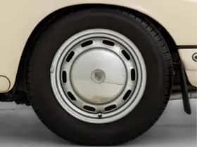 Porsche 911 (1965) thumbnail 12