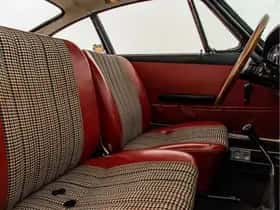 Porsche 911 (1965) thumbnail 4