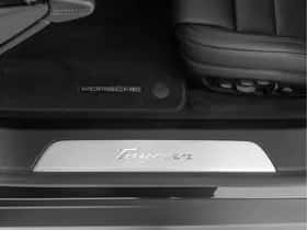 Porsche Taycan (2025) thumbnail 28