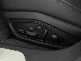 Porsche Taycan (2025) thumbnail 29