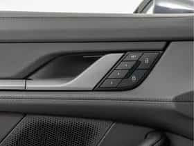 Porsche Taycan (2025) thumbnail 32