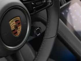 Porsche Taycan (2025) thumbnail 34