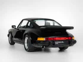 Porsche 911 (1988) thumbnail 2