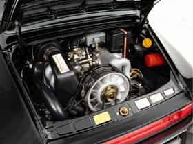 Porsche 911 (1988) thumbnail 22