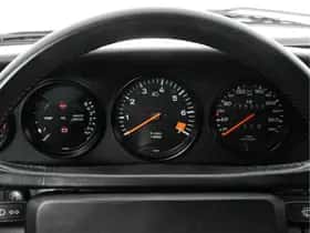 Porsche 911 (1988) thumbnail 28