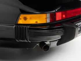 Porsche 911 (1988) thumbnail 47
