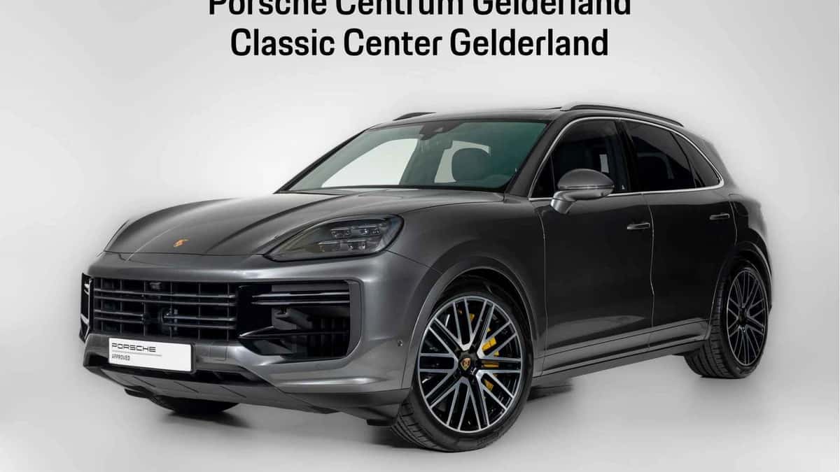 Porsche Cayenne (2024) — foto 1