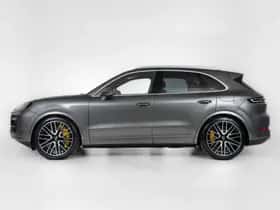 Porsche Cayenne (2024) thumbnail 11