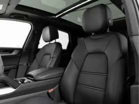 Porsche Cayenne (2024) thumbnail 4