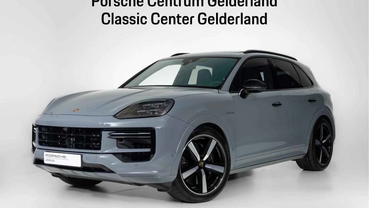 Porsche Cayenne (2024) — foto 1