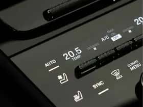 Porsche Cayenne (2024) thumbnail 20