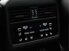 Porsche Cayenne (2024) thumbnail 21