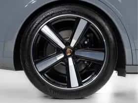 Porsche Cayenne (2024) thumbnail 24
