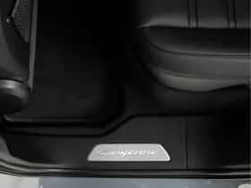 Porsche Cayenne (2024) thumbnail 37