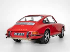 Porsche 911 (1969) thumbnail 6