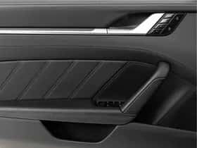 Porsche 911 (2021) thumbnail 34