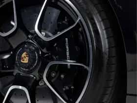 Porsche 911 (2021) thumbnail 43
